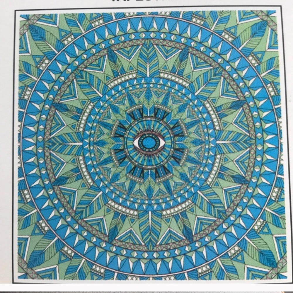 NWT - Tapestry